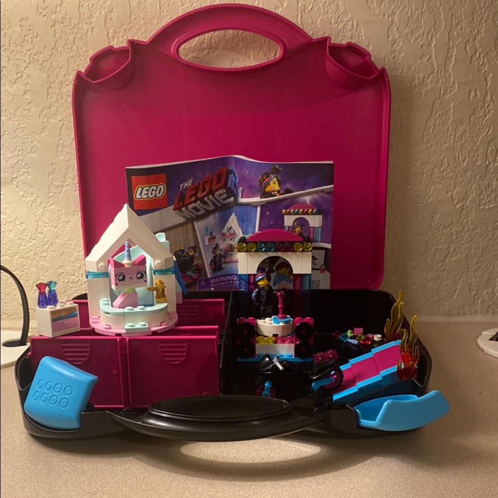 Lego Movie 2 set 70833, All pieces included, retired, Includes instructions